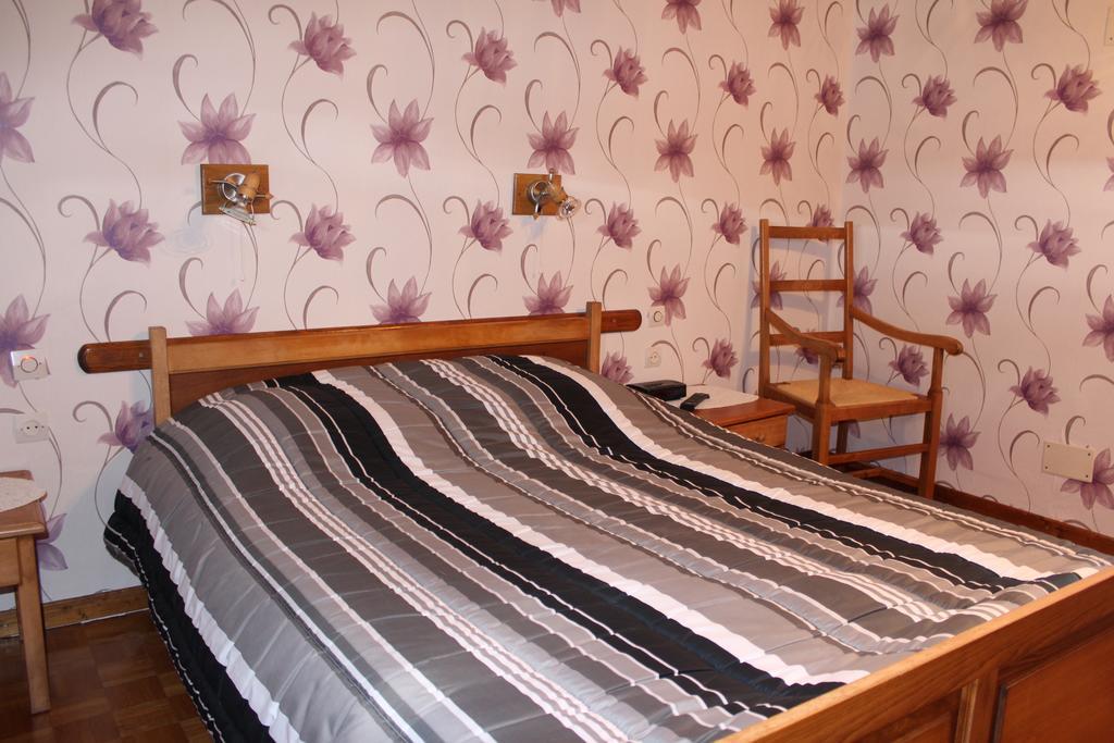 Chambres D'Hotes Au Vieux Moulin Entre Sarreguemine Et Bitche Rahling 객실 사진